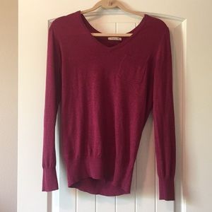 Medium dark pink/cardigan. Great condition.